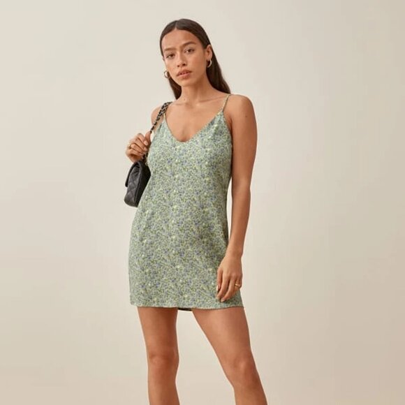 Reformation Ventura Dress in Sprite - Picture 2 of 6